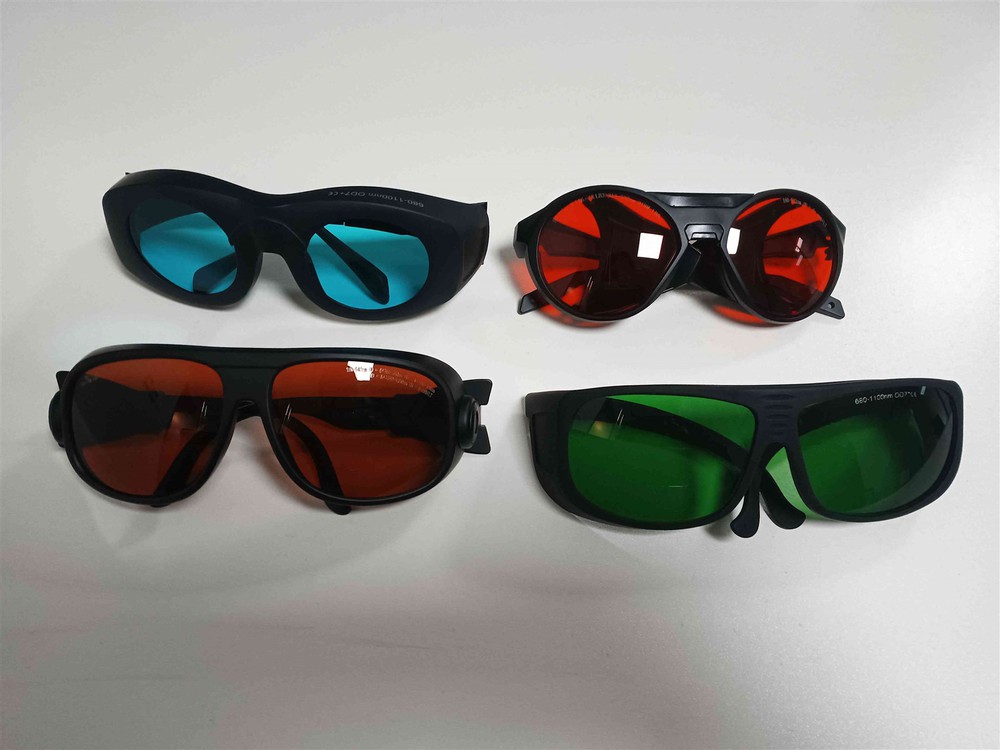 LASER SAFETY GLASSES LASER SAFETY GLASSES